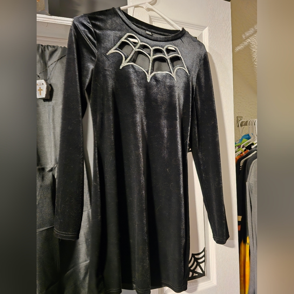 Black Spider Web WOMANS DRESS LARGE